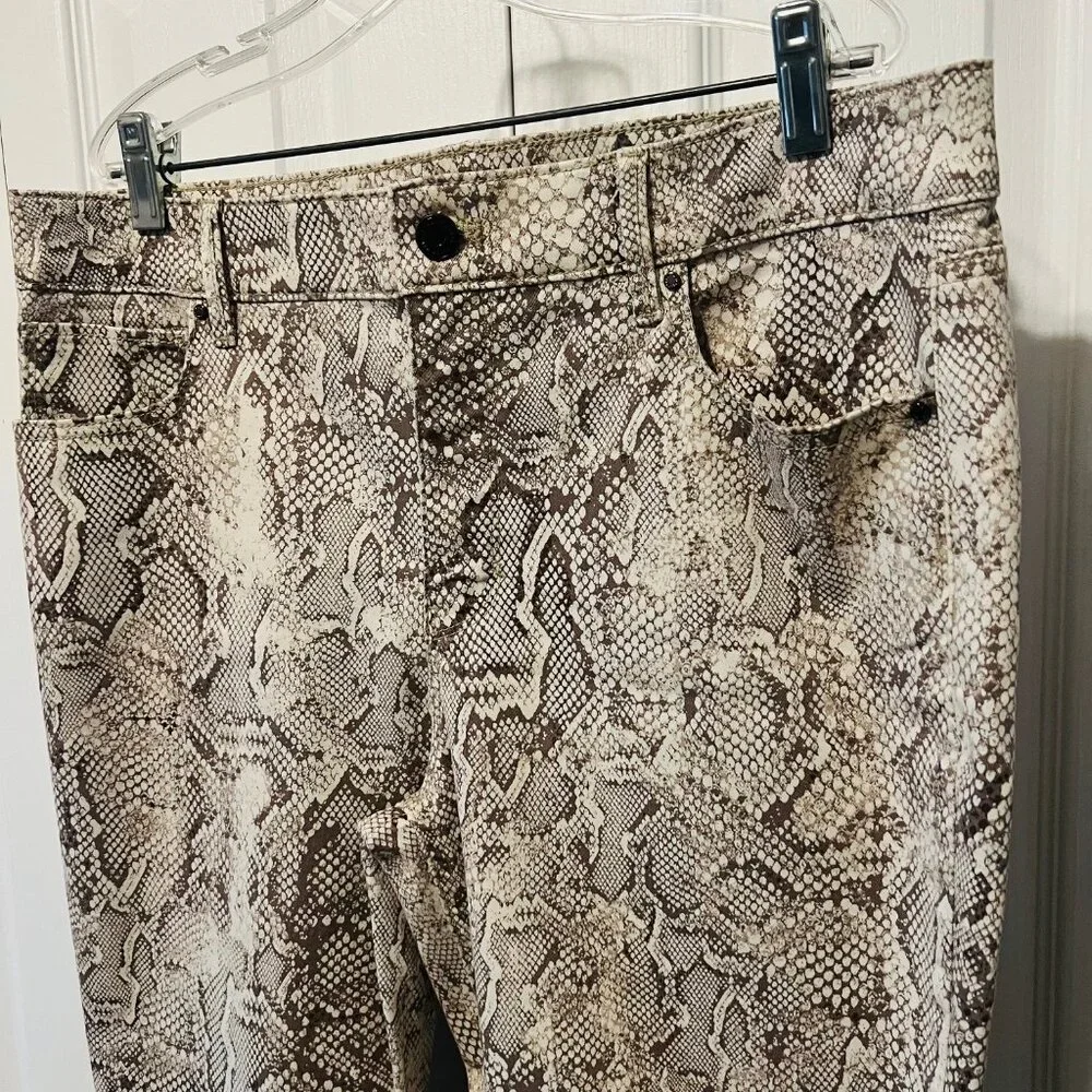 White House Black Market-Women's Snake Skin Print-High Rise Ankle Pants-Stretch - Picture 7 of 16